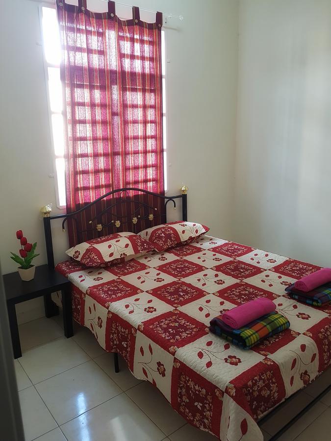 Lynn Homestay Алор Сетар Екстериор снимка