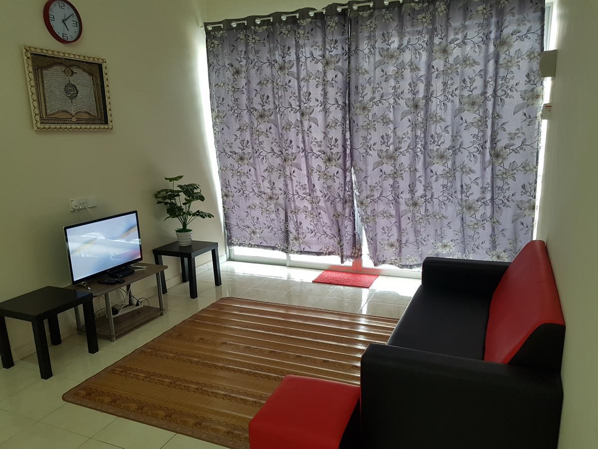 Lynn Homestay Алор Сетар Екстериор снимка